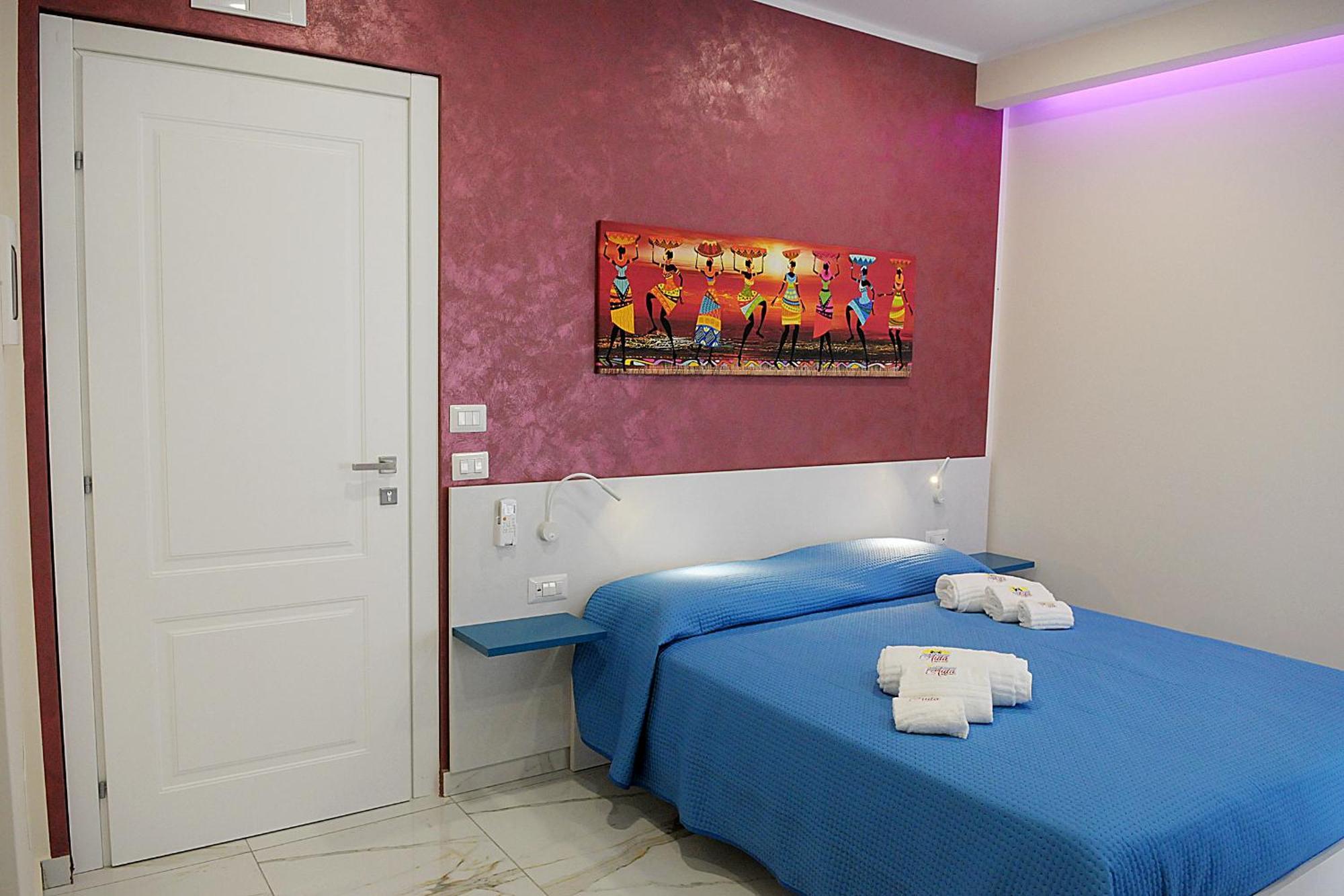 B&B Aida Rooms Cefalu Luaran gambar