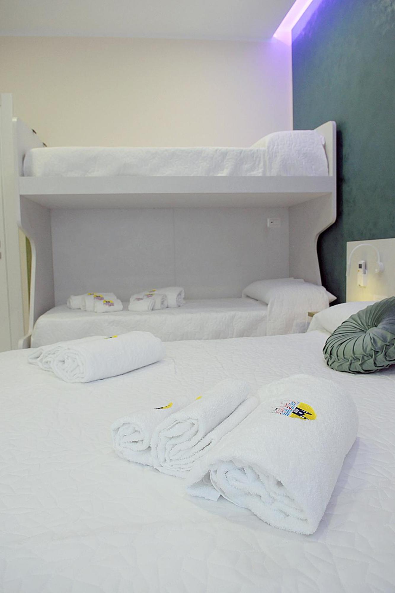 B&B Aida Rooms Cefalu Luaran gambar